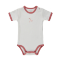 Weißer Baby-Body mit rosa Rändern und Blumenmotiv – Kurzarm, bequem und stilvoll für Neugeborene.