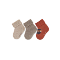 Drei Paar Baby-Wollsocken in Beige- und Rottönen auf weißem Hintergrund – weiches Material für warme Kinderfüße.