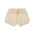 Beige Babyshorts mit elastischem Bund und Rüschen aus weichem Stoff, ideal für Sommerkleidung.