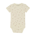 Baby-Strampler mit niedlichem Blumenmuster in Beige, kurzärmelig und mit Druckknöpfen, ideal für Neugeborene.