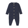 Marineblauer Strampler für Babys mit Knopfleiste, langen Ärmeln und Taschen, aus weichem Strickmaterial.