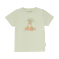 Grünes Kinder-T-Shirt mit niedlichem Dinosaurier-Design, das zwei Dinos unter einer Palme beim Angeln zeigt.