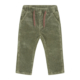 Grüne Cordhose für Kinder mit elastischem Bund und Kordelzug, ideal für bequeme Alltagskleidung.