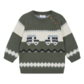 Grüner Kinderpullover mit Auto-Motiv und Knöpfen, ideal für den Winter. Warmes Strickdesign mit verspieltem Muster.