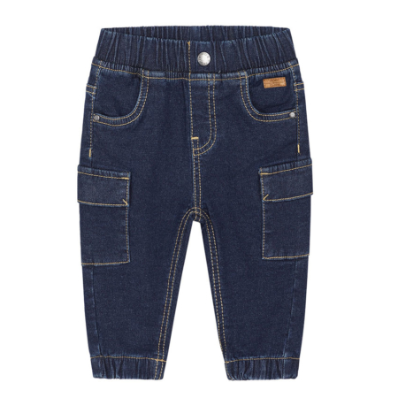 Dunkelblaue Kinderjeans mit elastischem Bund und Taschen, ideal für Freizeit und Spiel.